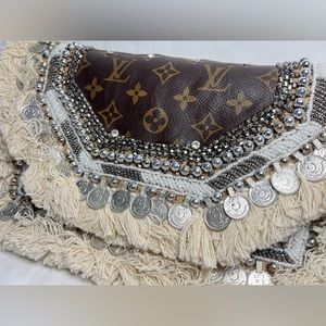 Lulus clutch with Authentic Louis Vuitton genuine leather material